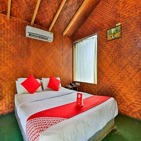 Oyo 14372 Varty'S Hillside Huts Hotel Nerul  Екстериор снимка